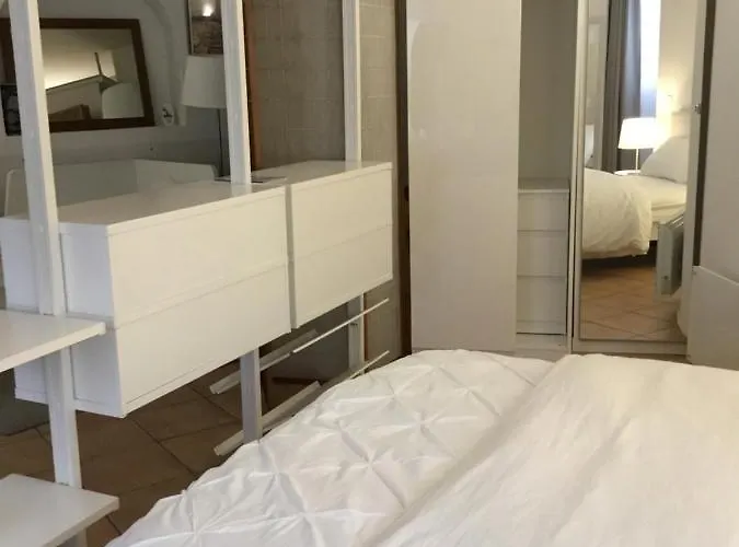 Vicino Ifo Intero Apartamento